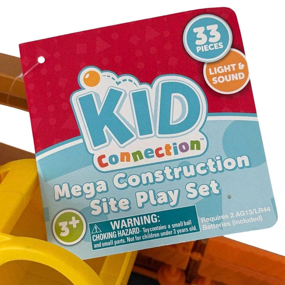 Kid Connection Mega Construction Site Play Set 33 Pieces Light & Sound NEW